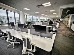 Woods Square (D25), Office #626960511